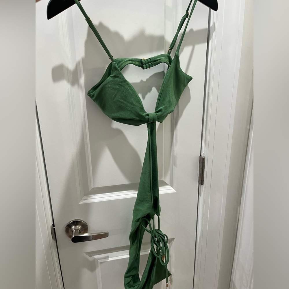 NWT Cult Gaia Teo Cutout One Piece Swimsuit Basil Green S - Picture 2 of 4